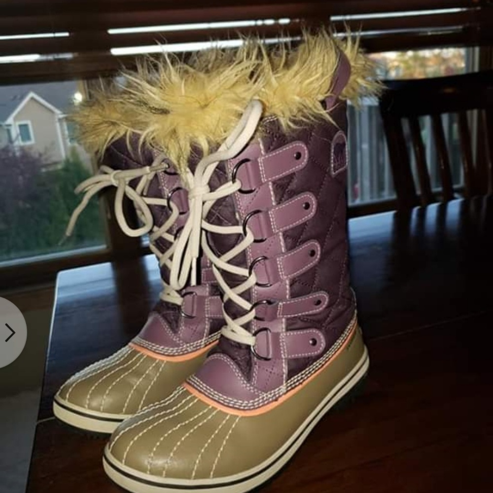 Sorel Joan of Arc winter boots